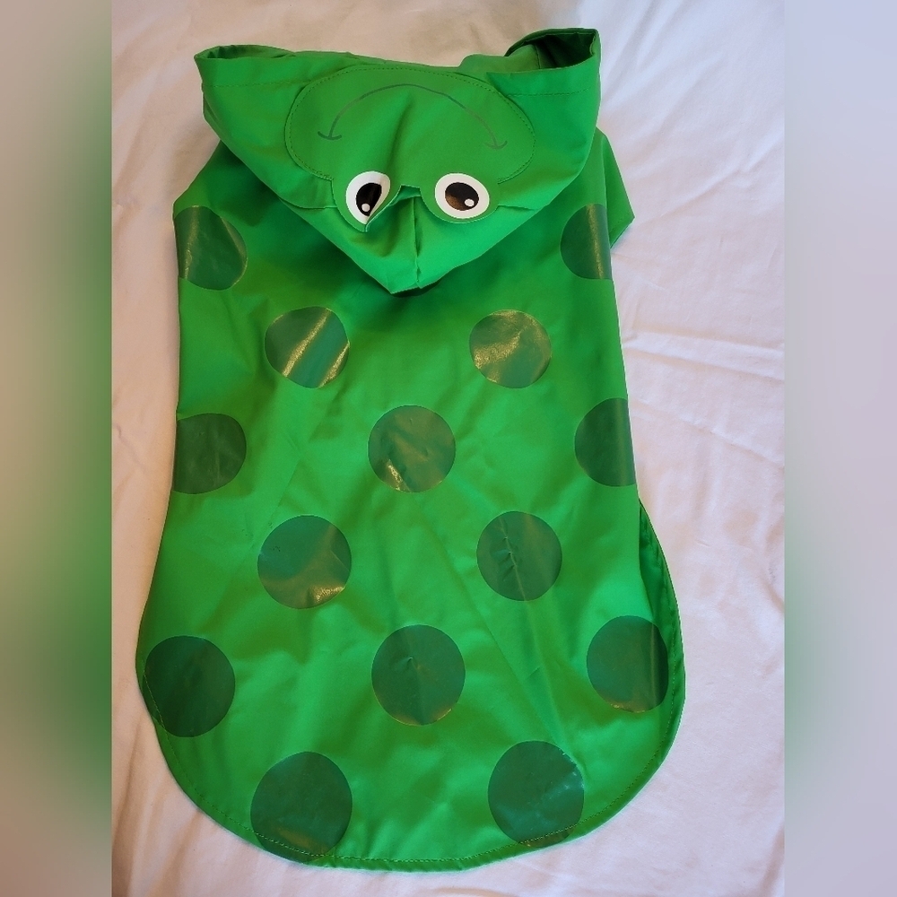 NWOT Silver Paw Frog Face Dog Raincoat with Dots Size XL